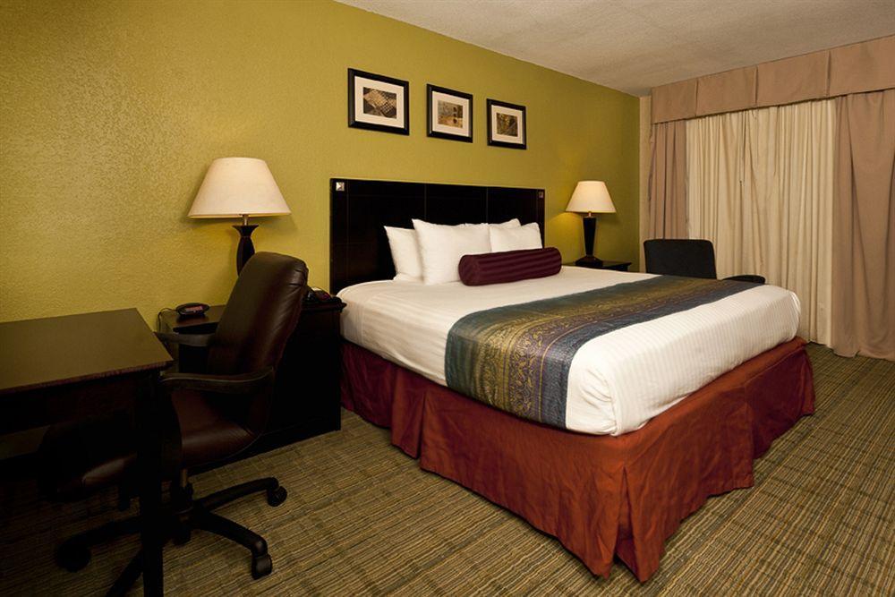 Grand Texan Hotel And Convention Center Midland Extérieur photo