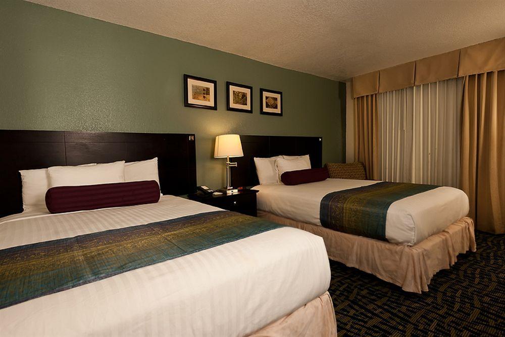 Grand Texan Hotel And Convention Center Midland Extérieur photo