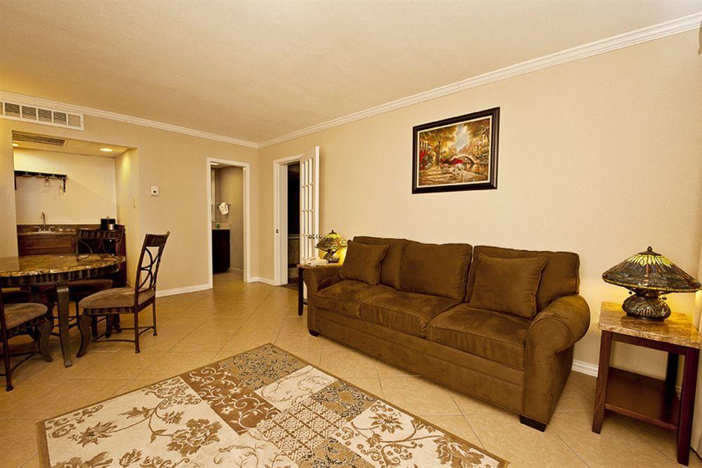 Grand Texan Hotel And Convention Center Midland Extérieur photo