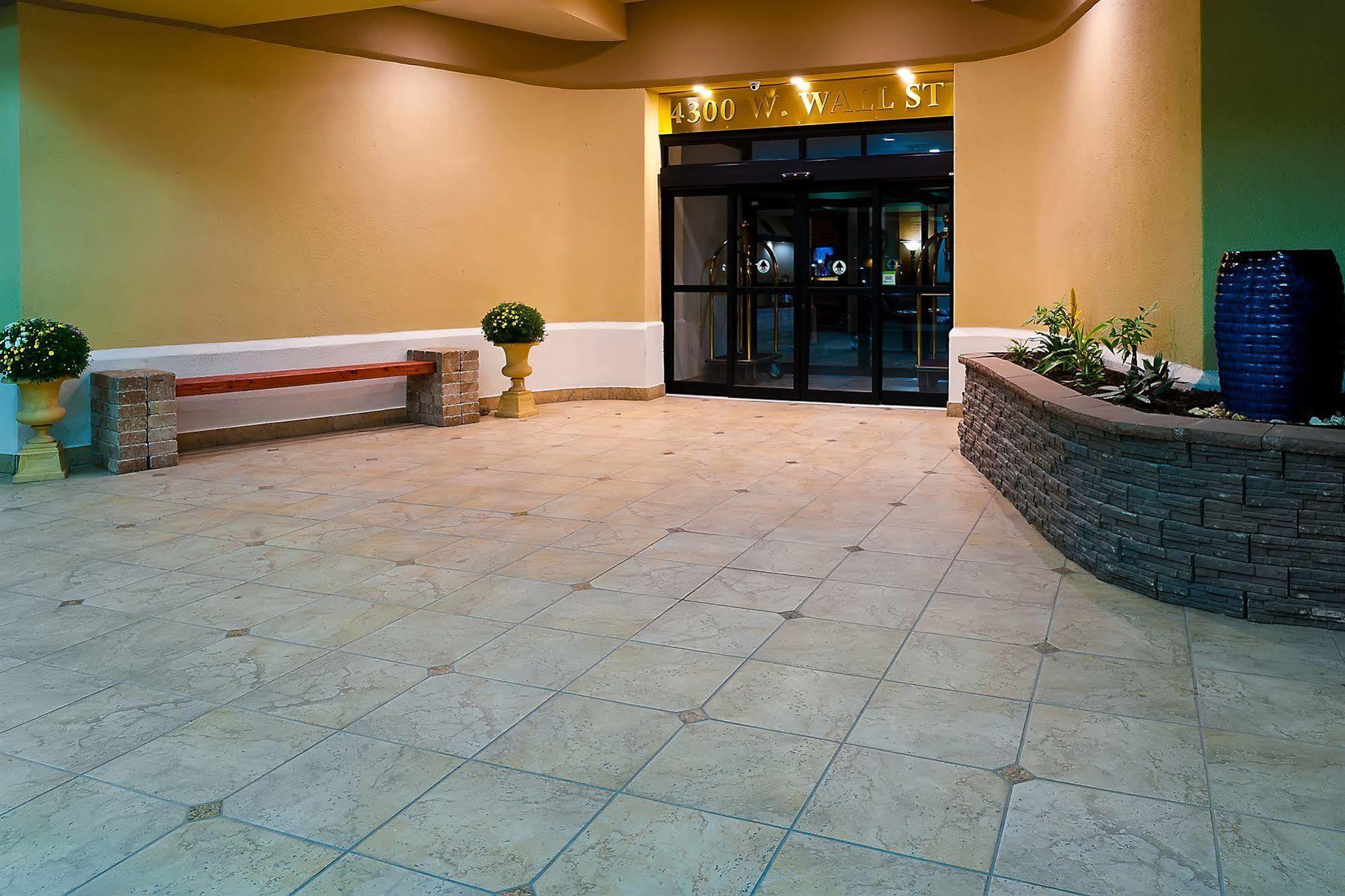 Grand Texan Hotel And Convention Center Midland Extérieur photo