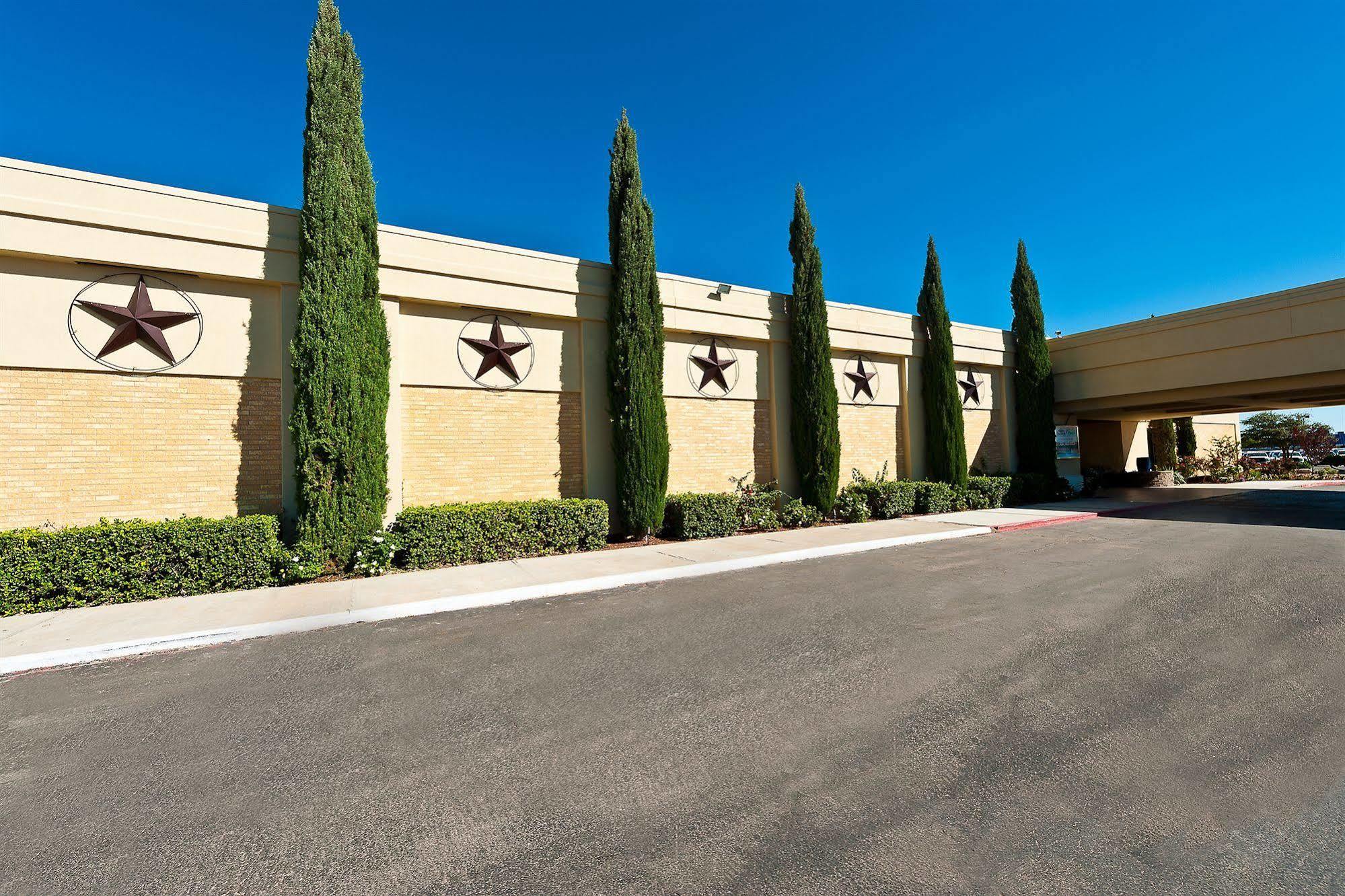 Grand Texan Hotel And Convention Center Midland Extérieur photo